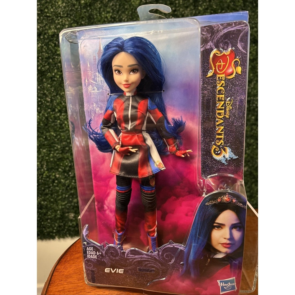 Disney Descendants 3 Evie Doll Hasbro Brand New & Factory Sealed!